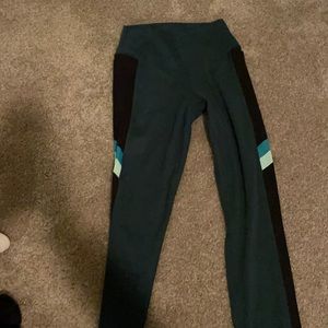 Size small - ankle length Victoria secret leggings with pockets